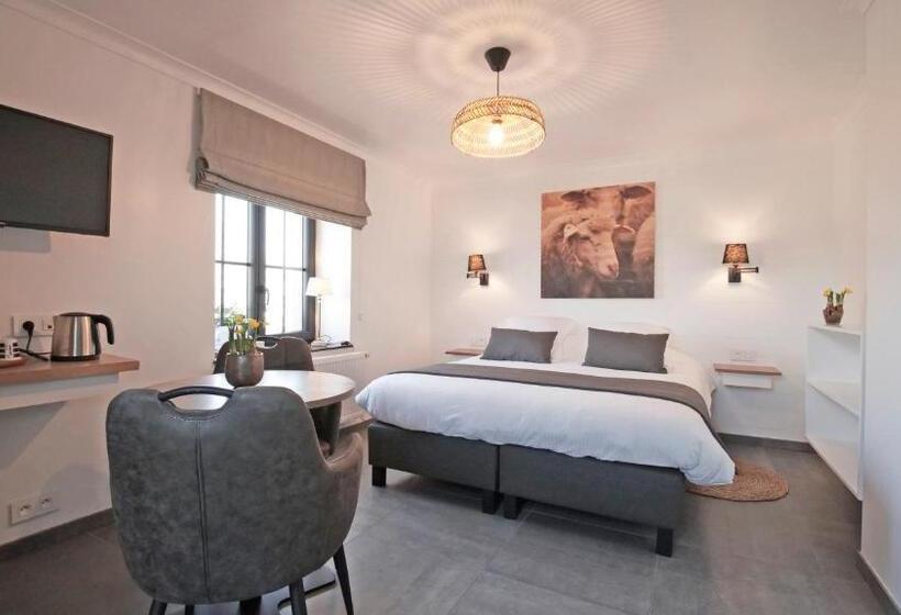 בית מלון כפרי Auberge La Hutte Lurette