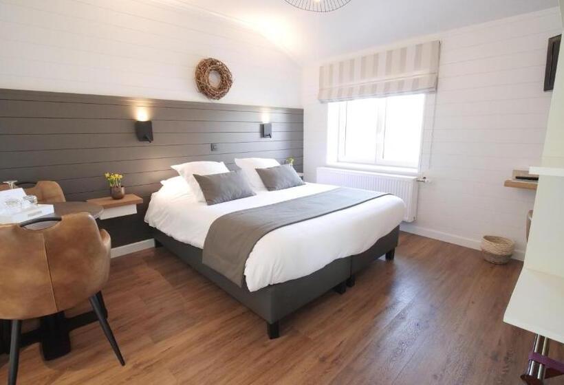 בית מלון כפרי Auberge La Hutte Lurette