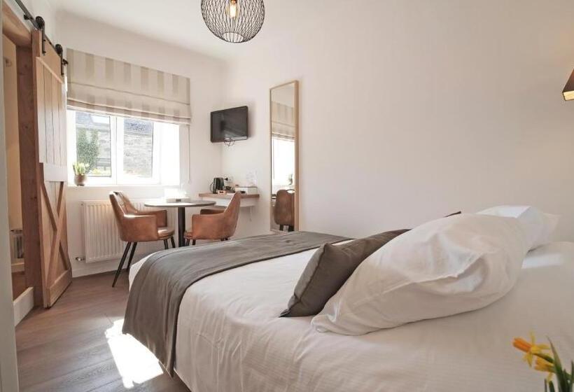 בית מלון כפרי Auberge La Hutte Lurette