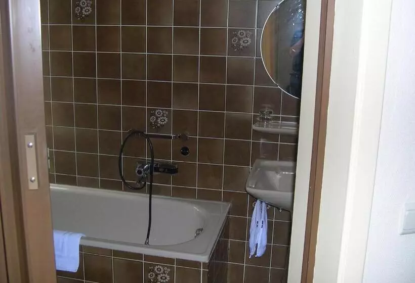 هتل Beau Rivage And Restaurant Koulic