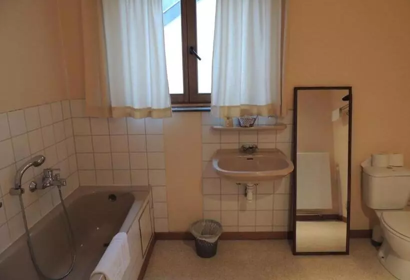 هتل Beau Rivage And Restaurant Koulic