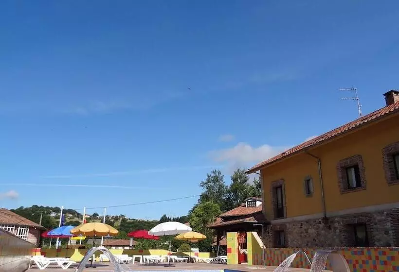 Conjunto Hotelero La Pasera