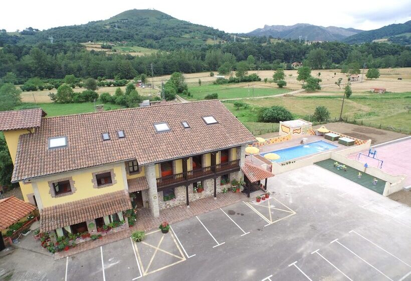 Conjunto Hotelero La Pasera