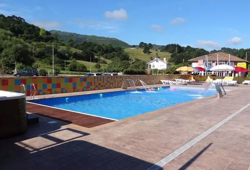 Conjunto Hotelero La Pasera