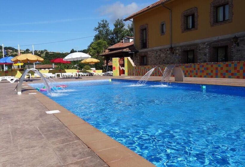 Conjunto Hotelero La Pasera