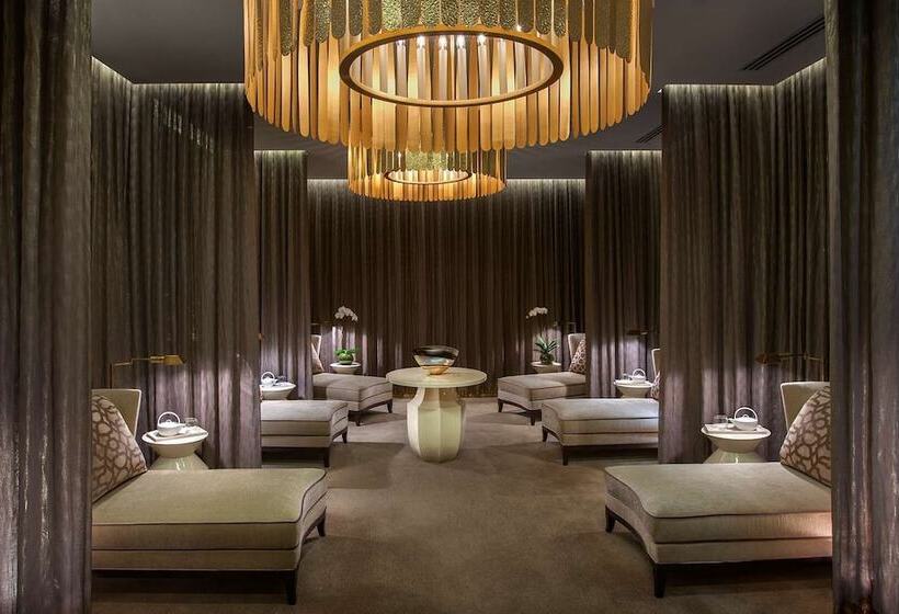 בית מלון כפרי Crown Towers Melbourne