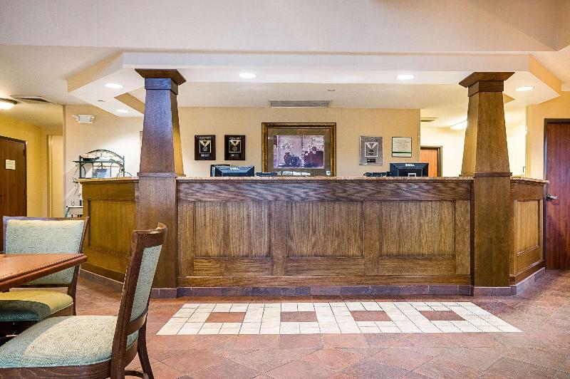 酒店 Econo Lodge Hadley Near University