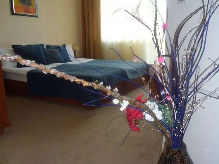 Szálloda Emerald Half Board