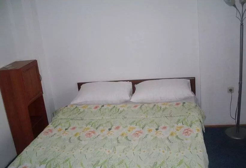 ホテル Hostel Gonzo