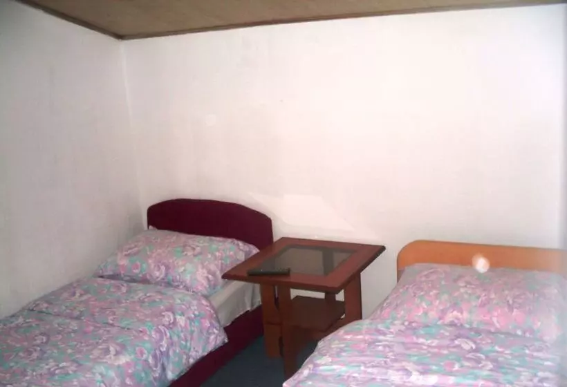 ホテル Hostel Gonzo
