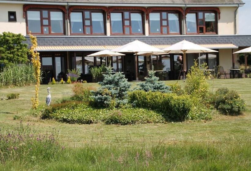 בית מלון כפרי Hôtel Restaurant N 4