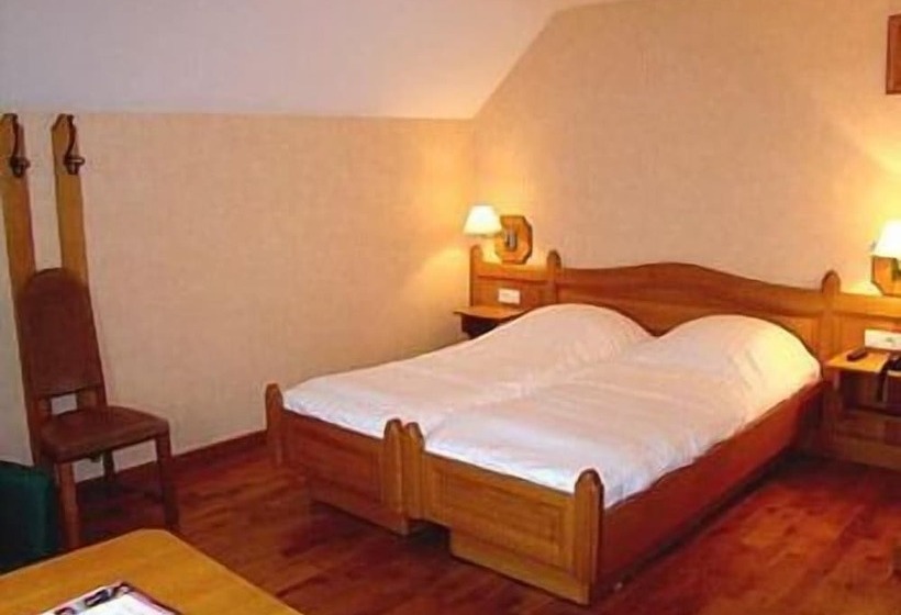 בית מלון כפרי Hôtel Restaurant N 4