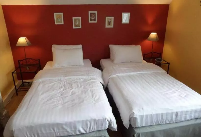 Отель L étape Fagnarde Bed, Breakfast & Sauna