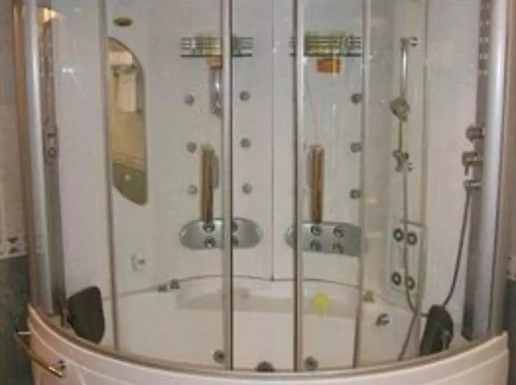 ホテル Lemon Tree Vembanad Lake Resort, Kerala