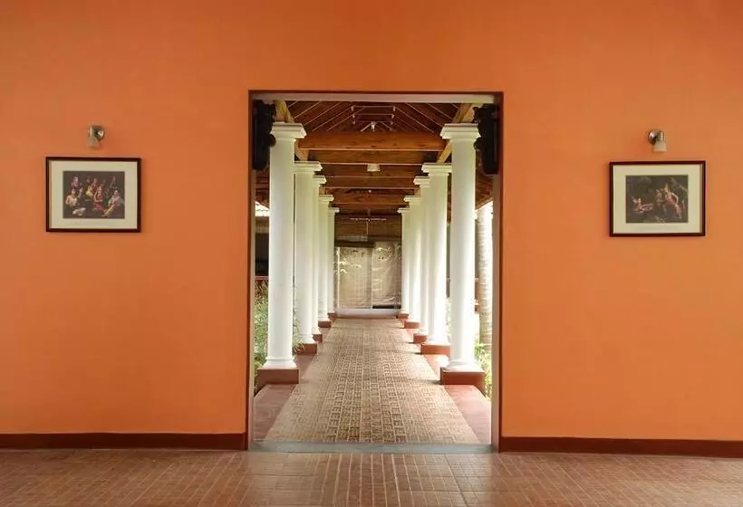 ホテル Lemon Tree Vembanad Lake Resort, Kerala