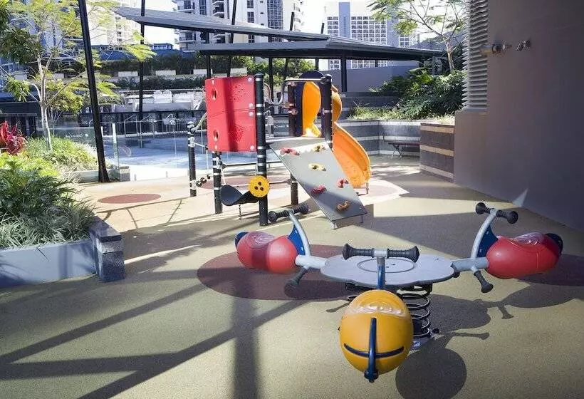 Hotel Mantra Circle On Cavill