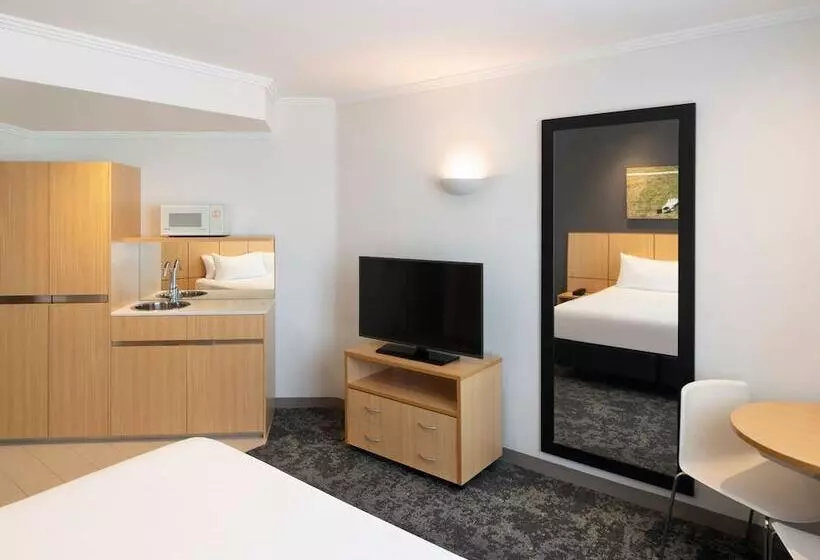 فندق Mercure Sydney Bankstown