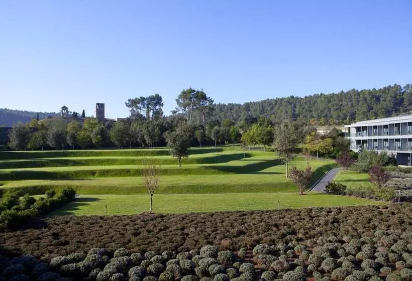 ホテル Món Sant Benet