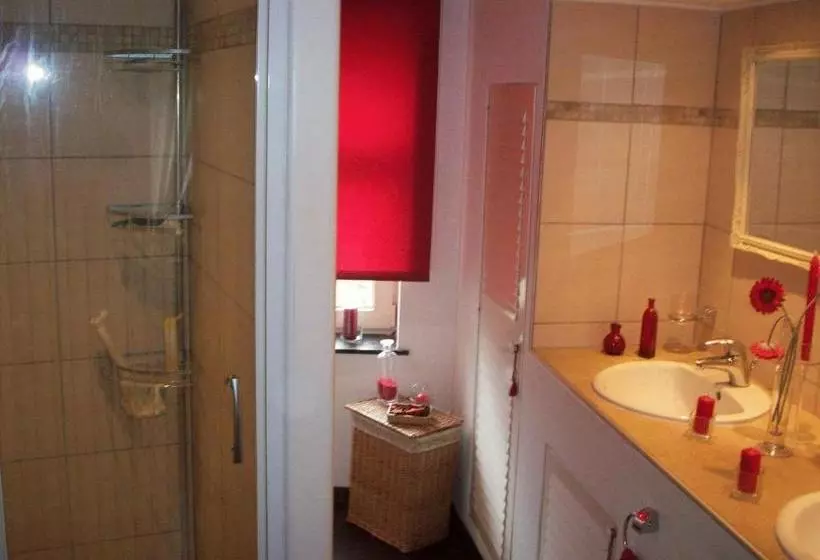 ホテル Moulin De Moxhe Micro Gîte Et Gîte   Bed & Dreams