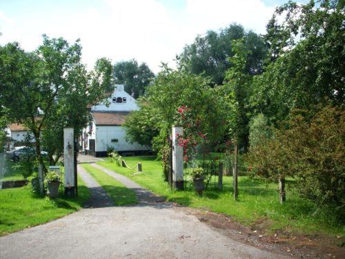فندق Moulin De Moxhe Micro Gîte Et Gîte Bed & Dreams