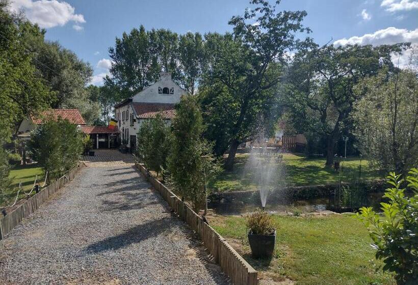 فندق Moulin De Moxhe Micro Gîte Et Gîte Bed & Dreams