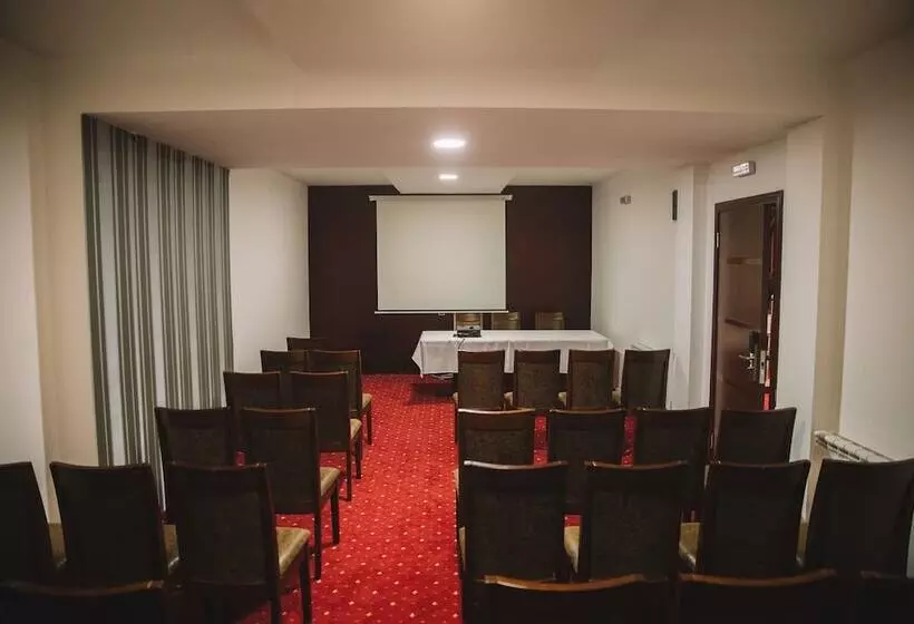 هتل Petriti & Spa