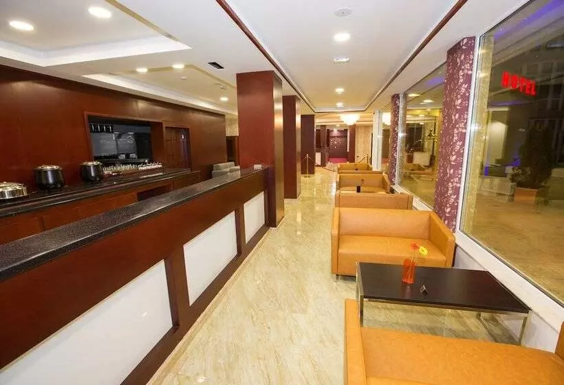 هتل Petriti & Spa