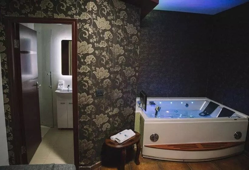 هتل Petriti & Spa