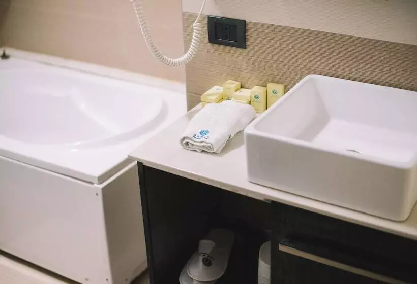 هتل Petriti & Spa