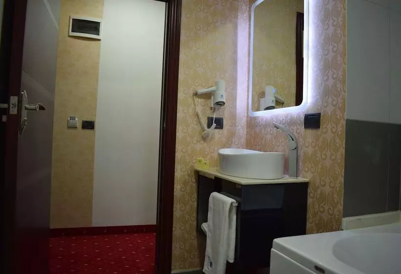 هتل Petriti & Spa