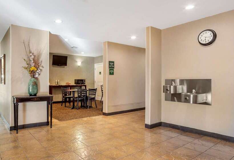 ホテル Quality Inn & Suites Livermore Wine Country