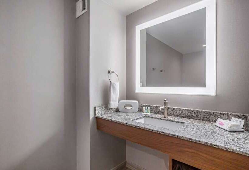 ホテル Quality Inn & Suites Livermore Wine Country