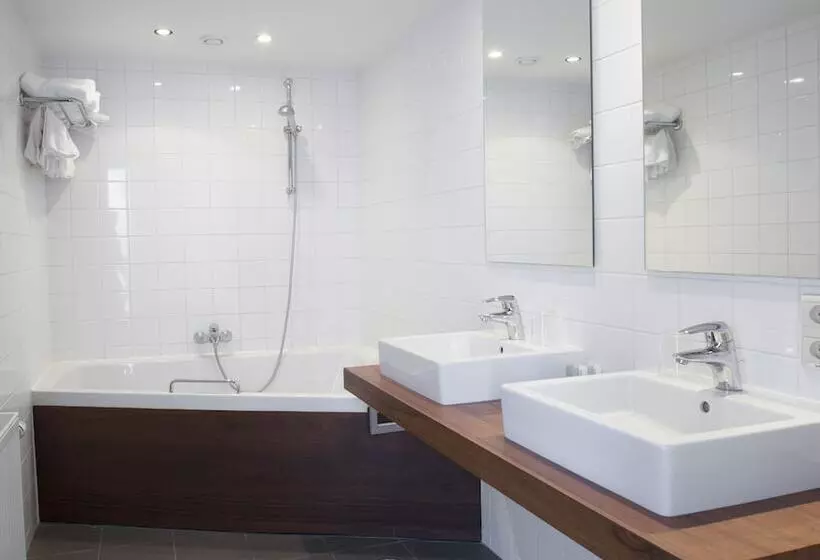 Отель Rastelli Tervuren