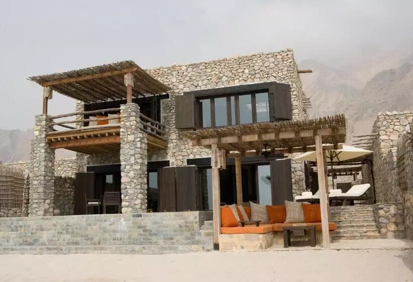 Отель Six Senses Zighy Bay