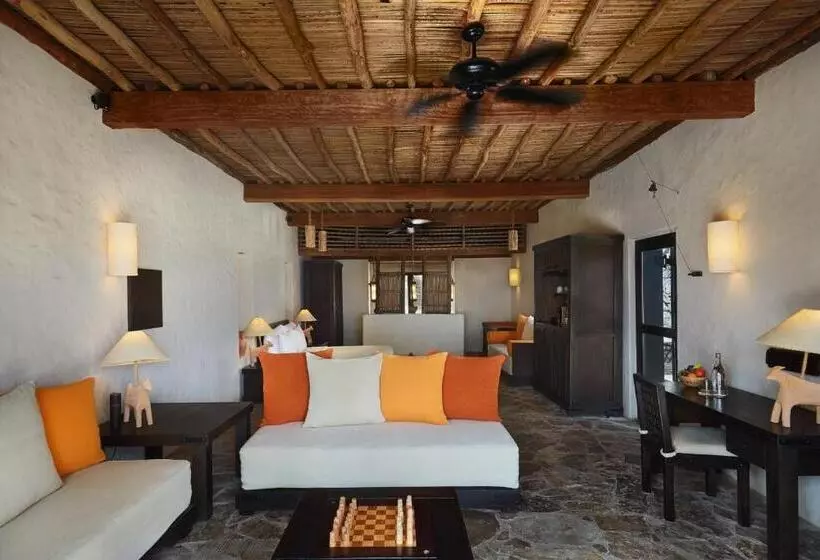 Отель Six Senses Zighy Bay