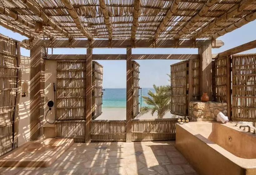 Отель Six Senses Zighy Bay
