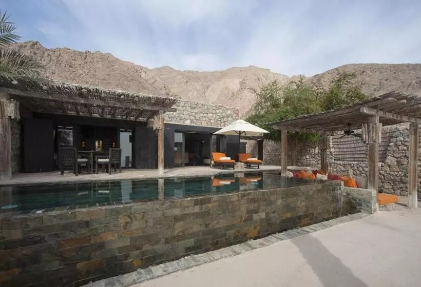 Отель Six Senses Zighy Bay