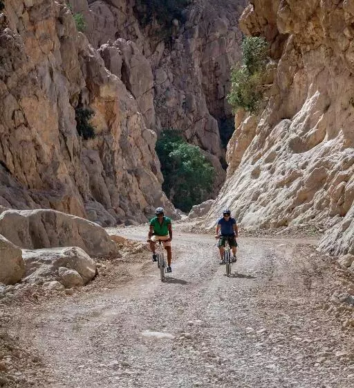 Отель Six Senses Zighy Bay