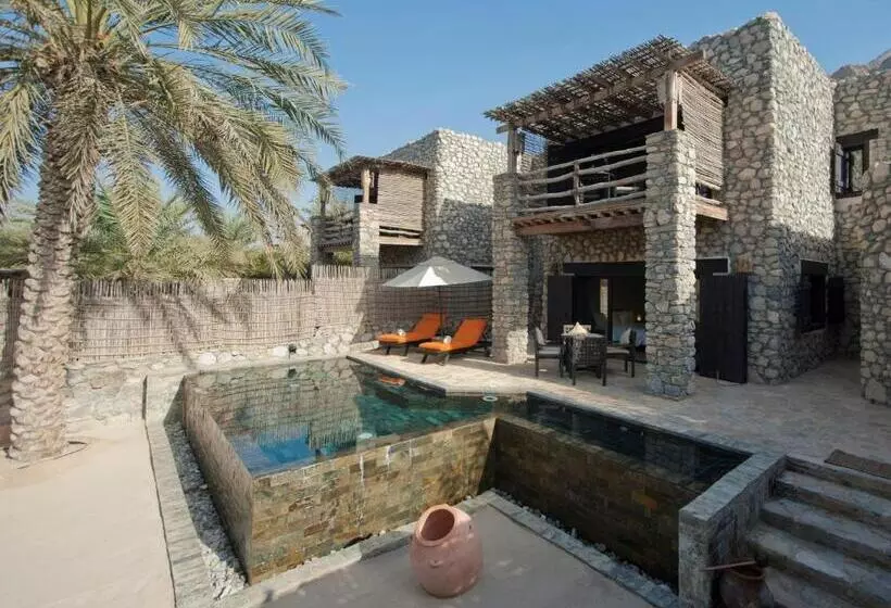 Отель Six Senses Zighy Bay