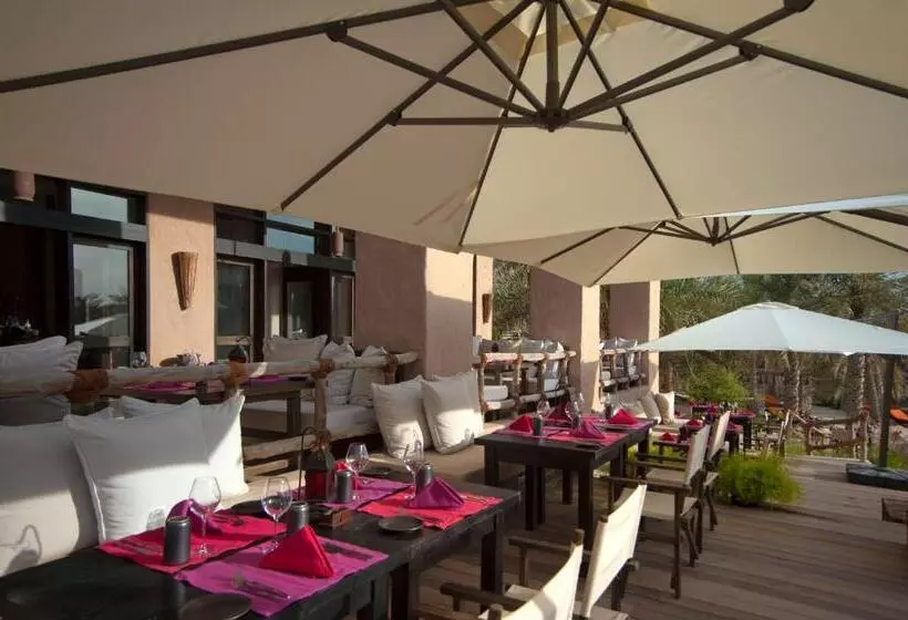 Отель Six Senses Zighy Bay