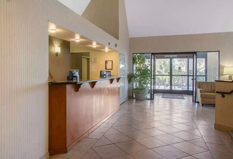 ホテル Sleep Inn & Suites Bakersfield North