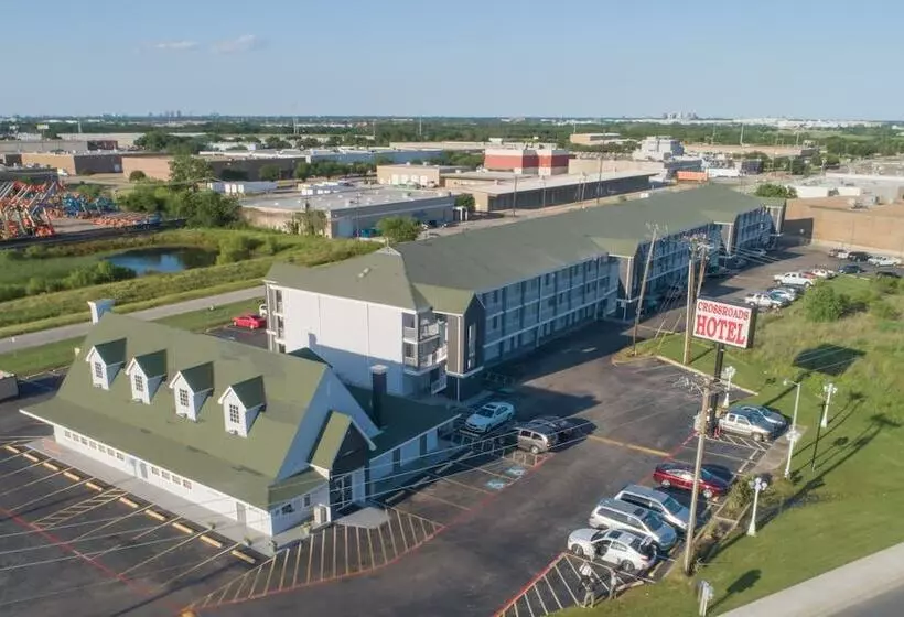 The Crossroads Hotel And Suites Irving