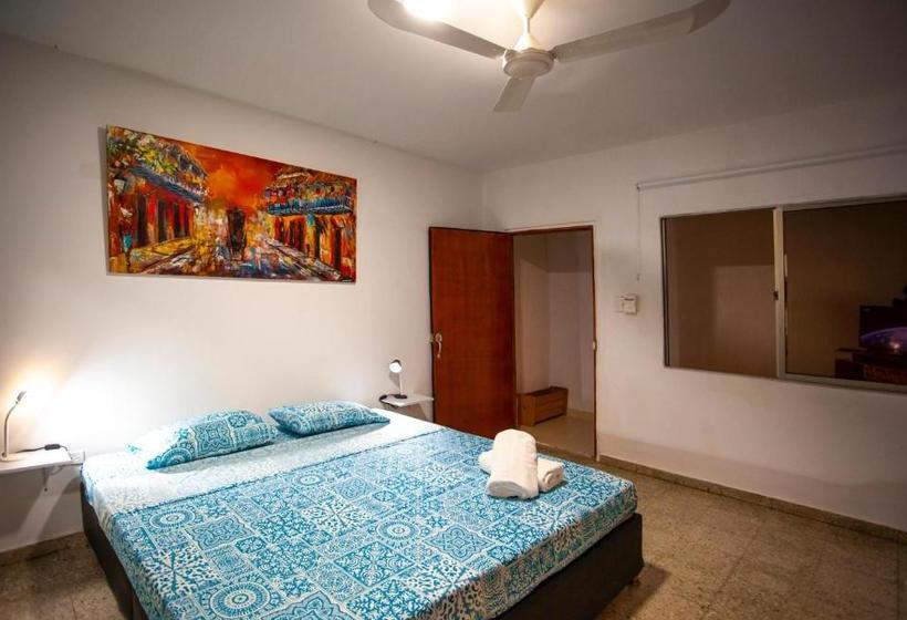 هاستل Hostal El Bando