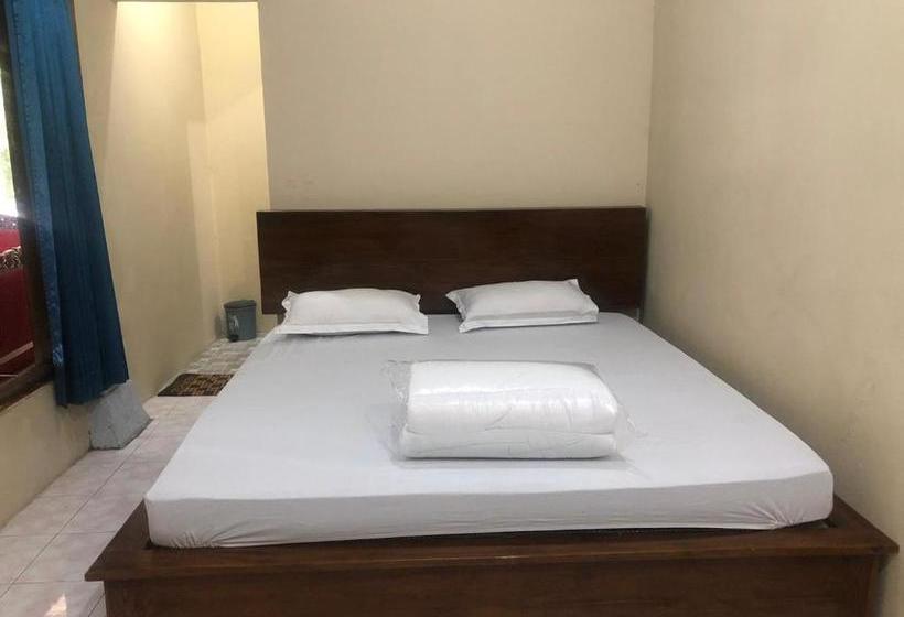 בית מלון כפרי Griya Borobudur Homestay Syariah Magelang Redpartner