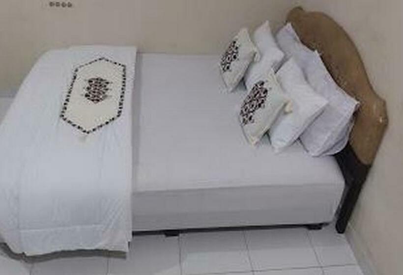 בית מלון כפרי Griya Borobudur Homestay Syariah Magelang Redpartner