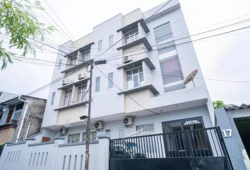 Hotelli Koolkost Syariah Near Universitas Moestopo Bintaro