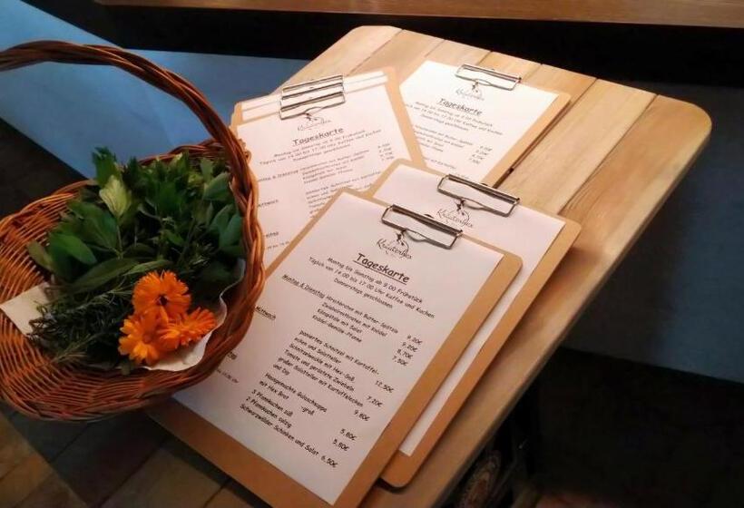 Hotel Kräuterhex' Reutin