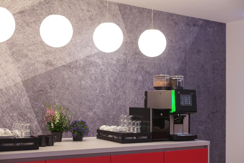 Отель Holiday Inn   The Niu, Form Stuttgart Feuerbach, An Ihg