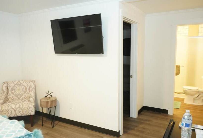 فندق على الطريق North Idaho Inn