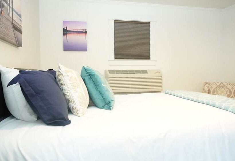 فندق على الطريق North Idaho Inn